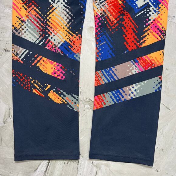 Athleta Lava Sonar Capri Leggings SIZE S Multicolor Cropped Yoga Pants - Picture 11 of 12